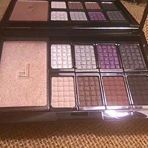 Doucce Freematic Eyeshadow Pro Palette
